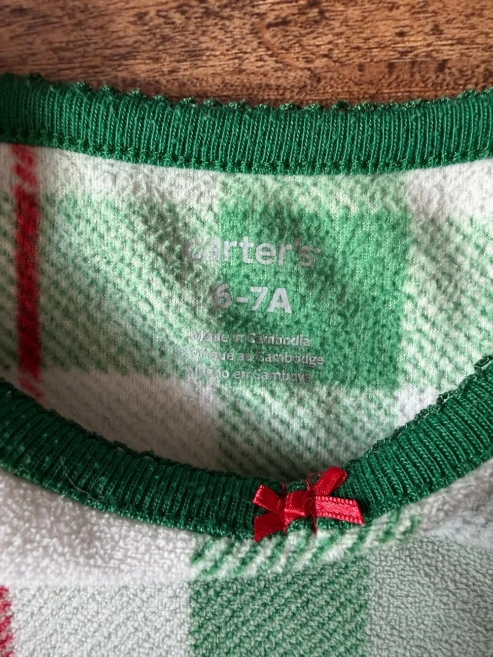 Girls Green and White Plaid nightgown girls size 6/7